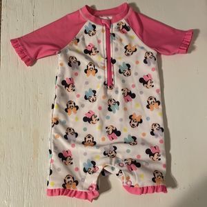 NWOT Disney Baby 12 months Baby Minnie pink white short ruffle sleeve onesie